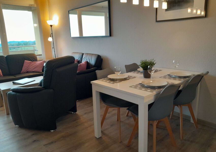 Apartment 574