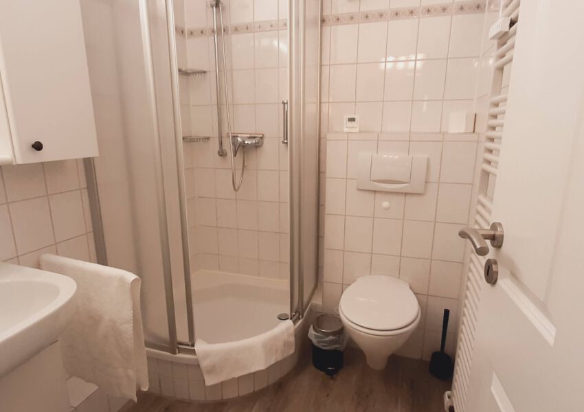 Apartment 574