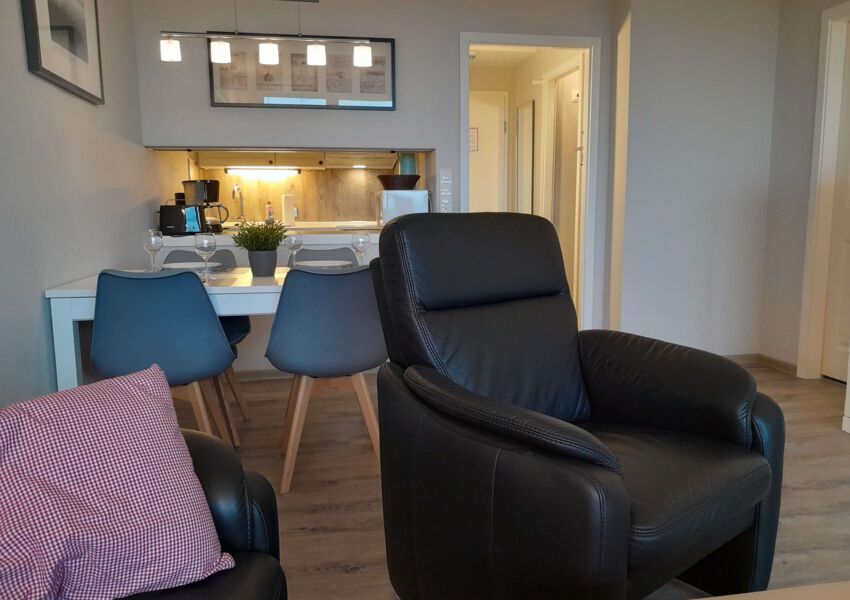 Apartment 574